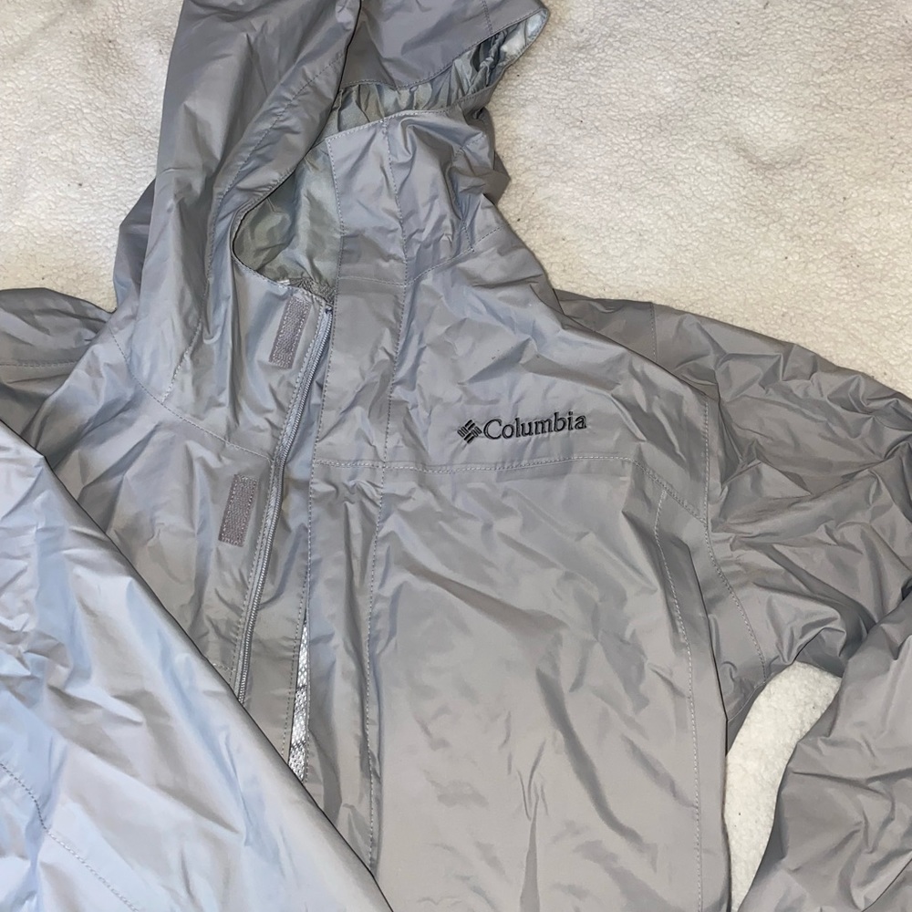 Mens size small Columbia wind breaker